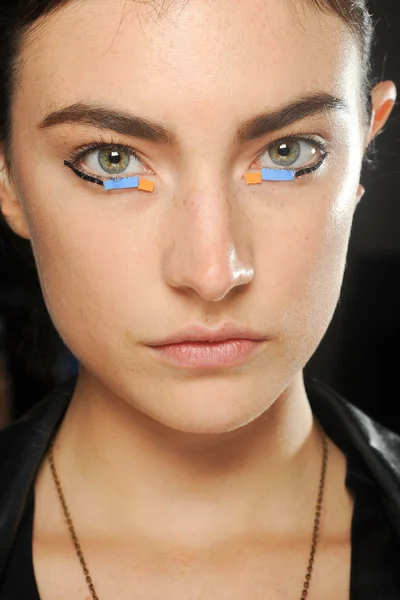 Look 25
